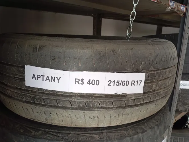 PNEU APTANY 215/60 R17 