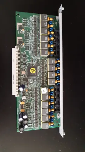 Placa de 16 ramais digitais Intelbras. 