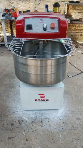 Masseira aspiral 40 kilos de massa pronta Braesi