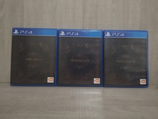 Dark Souls Triologia - PS4 e PS5