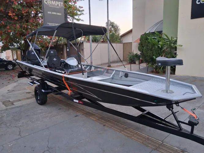 Lancha Flex 600 motor Mercury 50Hp zero 2026