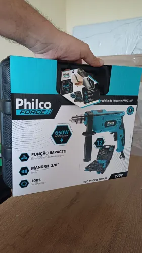 Furadeira com acessórios Philco
