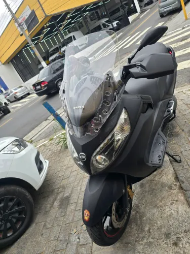 DAFRA MAXIM 400I 2023 TROCO por carro valor 30 mil troca