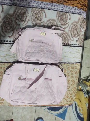 Kit de bolsas maternidade rosa com detalhes fofos