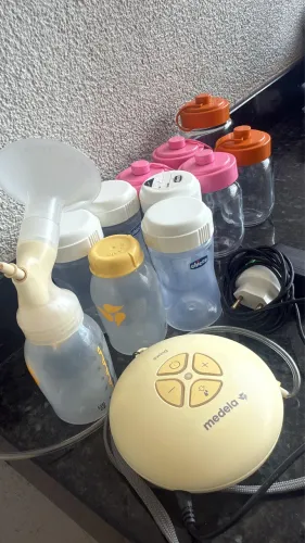 Extrator de Leite elétrico Medela bivolt