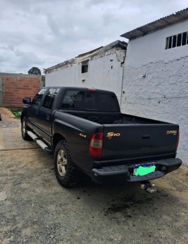 Imagem de Chevrolet S10 Pick-up Exec. 2.8 4X4 CD TB Int.dies 2005