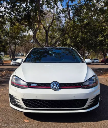 Volkswagen Golf GTI 2.0 TSI 220cv Aut. 2014