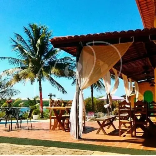 Casa com 9 dormitórios à venda, 552 m² por R$ 3.200.000,00 - Fortim - Fortim/CE