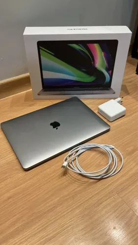 MacBook Pro M2 8GB/512GB Touchbar - Na Caixa!