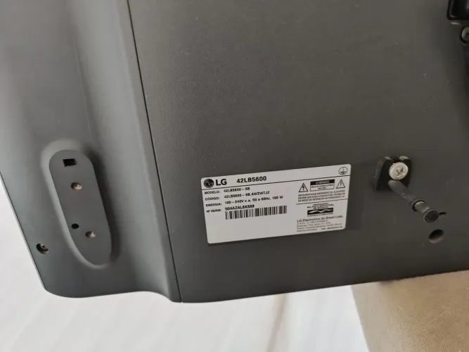 TV LED LG 42? Full HD Usada