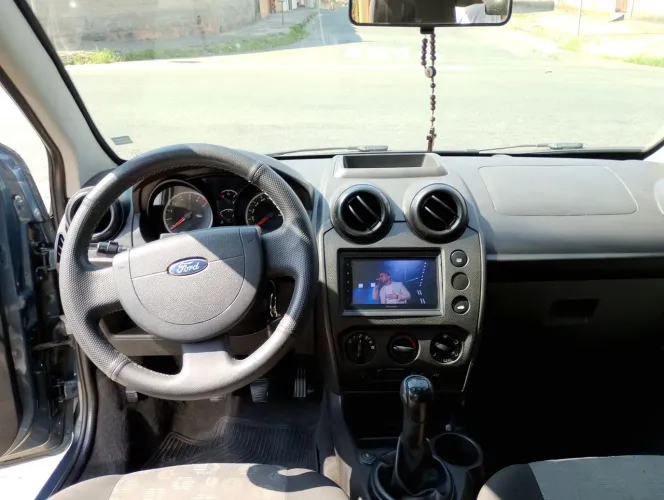 Ford Fiesta 1.0 8V Flex/class 1.0 8V Flex 5P 2013