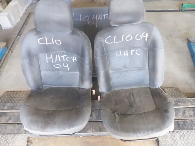 Jogo de banco Clio hatch 2004 4 PORTAS