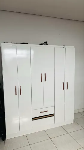 Guarda roupa