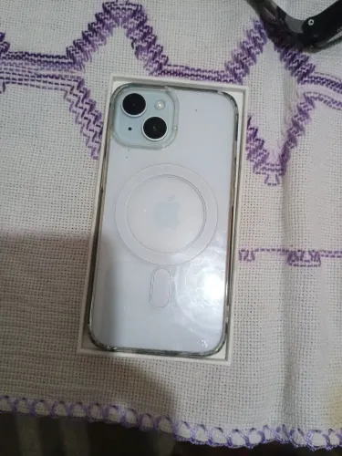 iPhone 15 azul