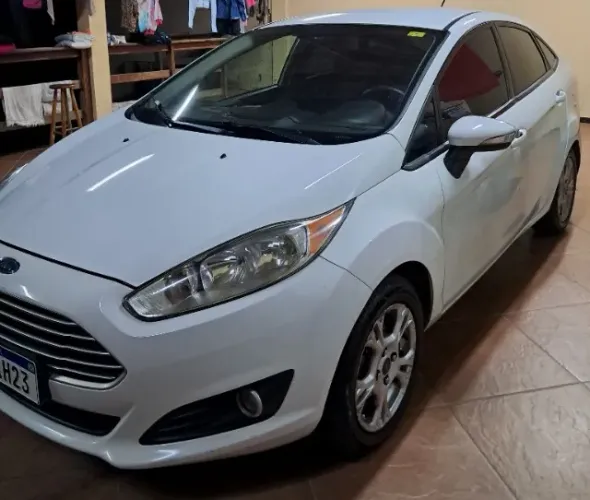 Ford Fiesta Sedan SE 1.6 16V Flex 4P 2014