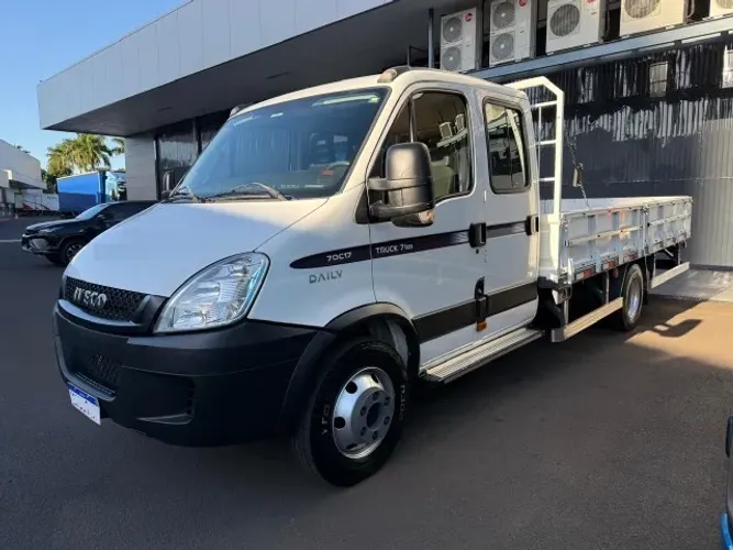 IVECO DAILY 70C17 HD CD Truck 7 Ton