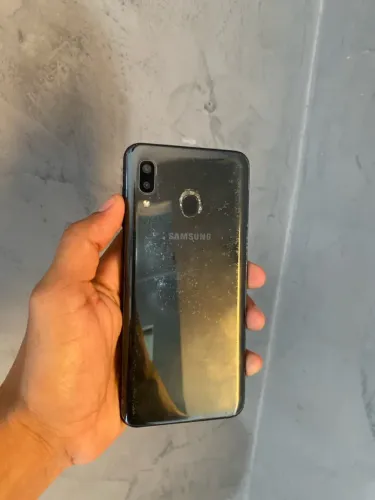 Samsung Galaxy A20