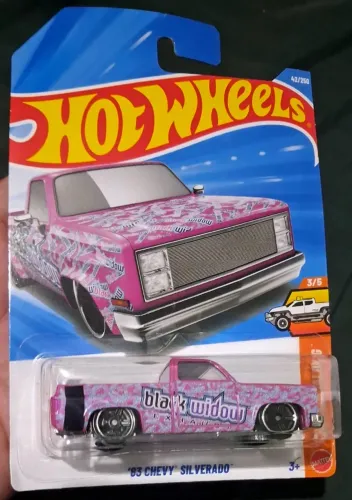 Hot Wheels 83 Chevy Silverado Lote 2026