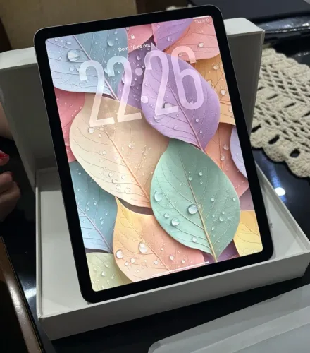 iPad Air 11 polegadas (M2) Wi-Fi + Celular (128GB)