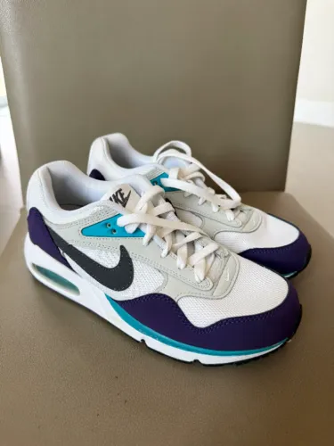 Tênis Nike Air Max Correlate - colorway "Club Purple"