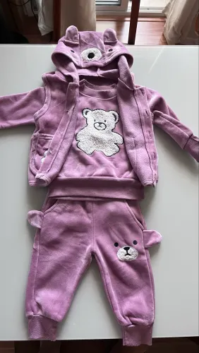 Roupa de bebê menina