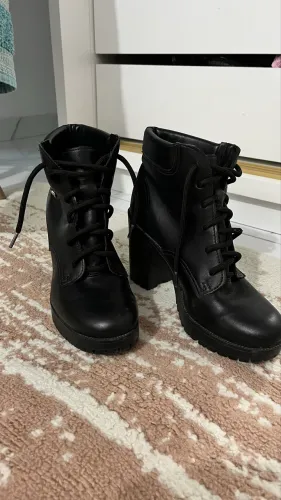 Vendo bota via Marte