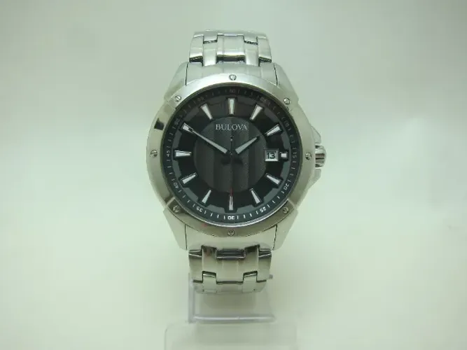 Relógio Bulova com Datador 42-46 mm 