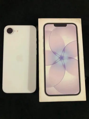 iPhone 17E (ESTADO DE ZERO) + Nota Fiscal + Caixa + 1 ano de garantia Apple