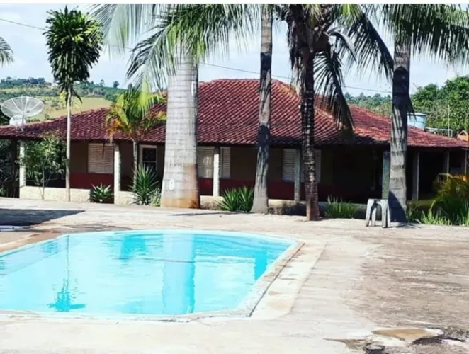 Sitio de Luxo com 4 Quartos e 94.200m² em Zona Rural de Lavras-MG