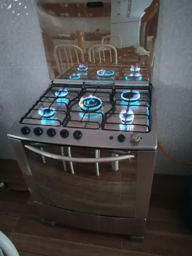 Fogão Electrolux espelhado leia tudo antes