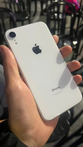 Iphone Xr 64GB 77%