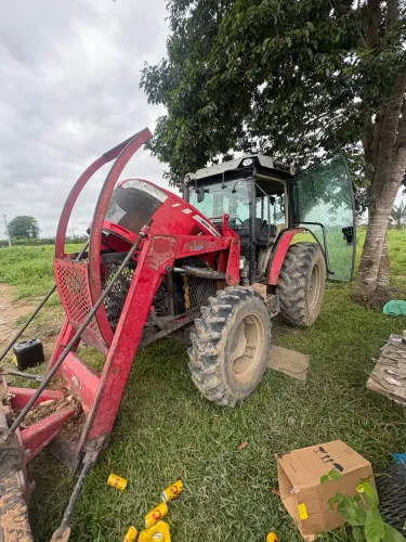 Trator 4707