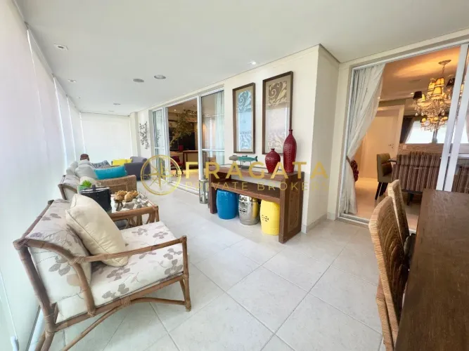 Apartamento à venda com 180 m² com 3 suítes e 3 vagas - Vila Romana/SP
