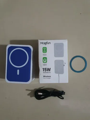 Carregador magnético para carro por indução