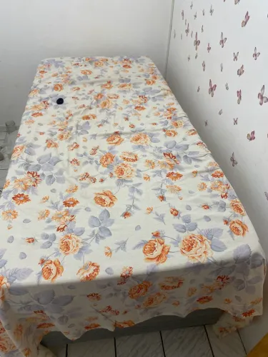 Cama e guarda-roupa de solteiro a venda