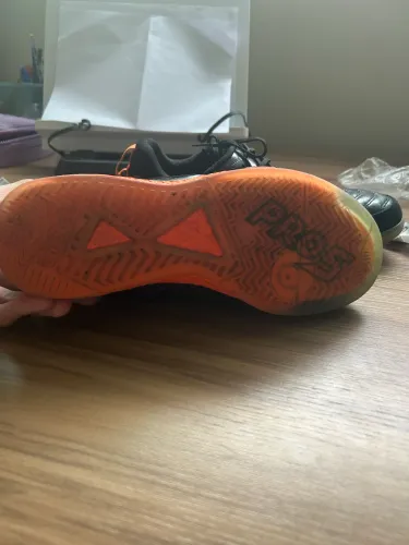Chuteira Pro 5 Bump Umbro
