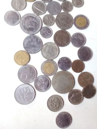 Moedas antigas rodas por 50