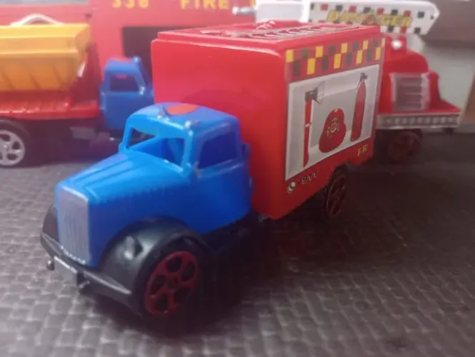 MINIATURA MINIATURA Feuerwehr Opel_Blitz_Fire Rescue_Truck_1940 3.6-36S-36A 3 tons - 1/72