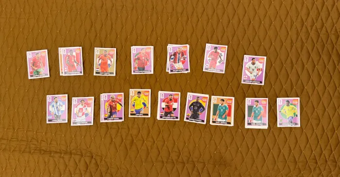 Figurinhas Legend Extra