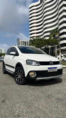 Volkswagen Crossfox 1.6 MI Total Flex 8V 5P 2013