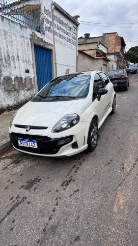 Fiat Punto Blackmotion 1.8 Flex 16V 5P. 2015