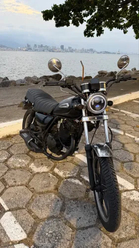 Intruder 125 toda reformada pra quem gosta