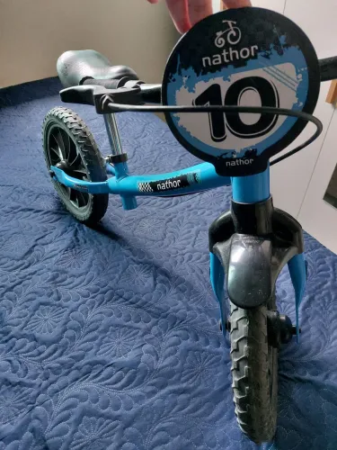 Bicicleta sem pedal infantil para aprendizagem