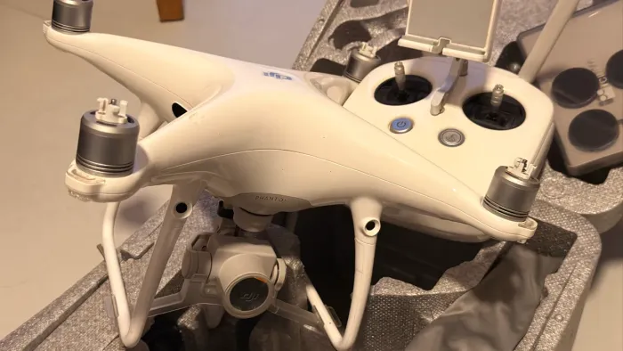 Drone Phantom (4Std) Pro