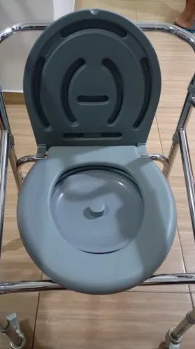 Cadeira higiênica