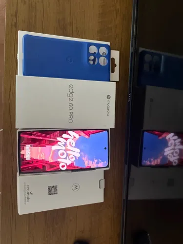 Motorola Edge 60 Pro - 256GB - Azul