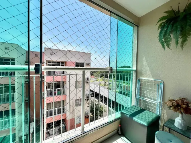 Lindo Apartamento no Eliza Miranda - 3 quartos