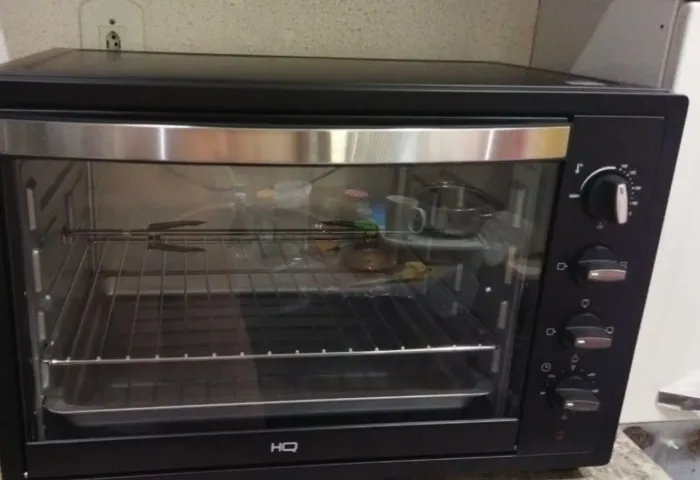 Forno elétrico 66 litros <br>Seminovo <br>250,00