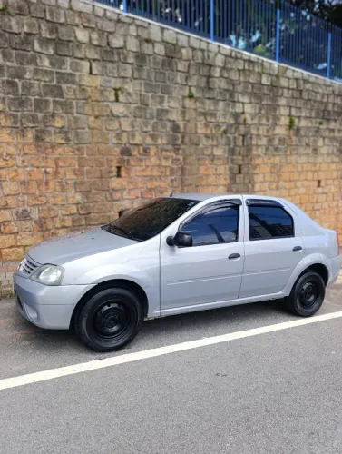 Renault Logan Authentique Hi-flex 1.0 16V 4P 2010