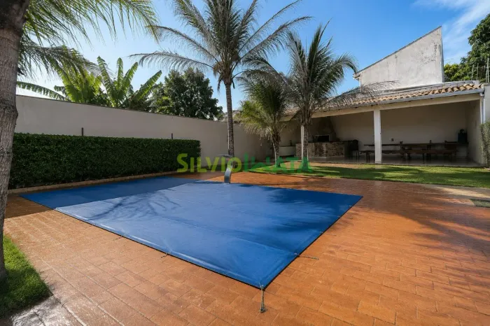 Casa a venda no condomínio Condomínio Monte Alto no bairro Loteamento Sumaré - Maringá/PR